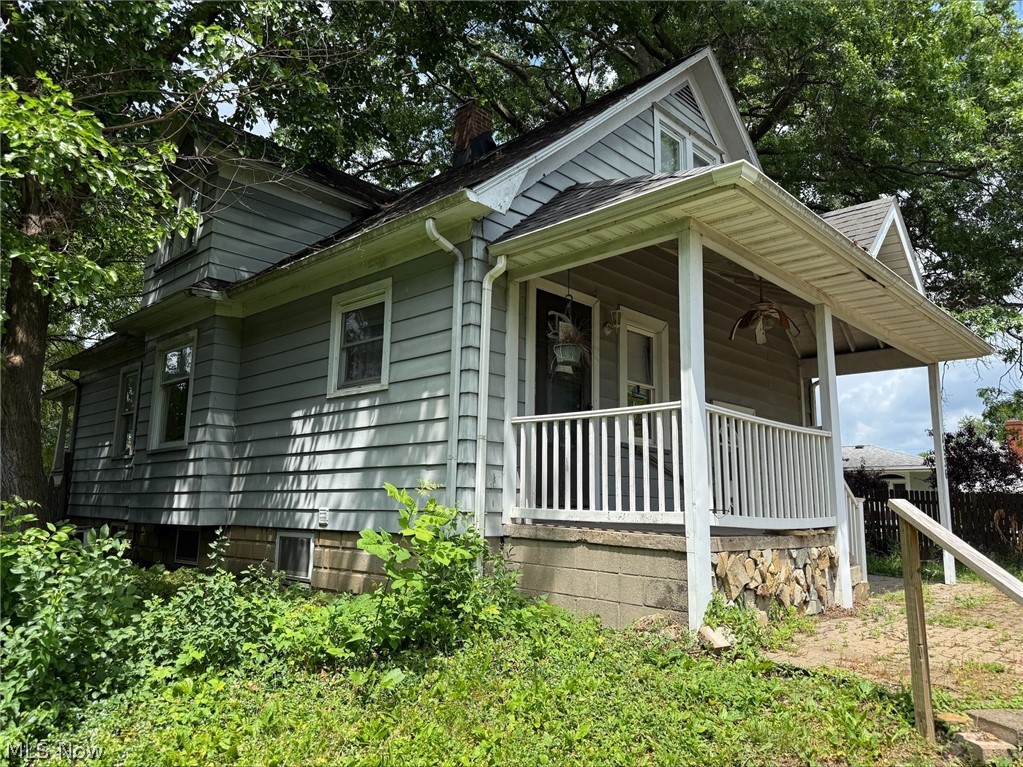 1536 Hiram Avenue Niles OH 44446