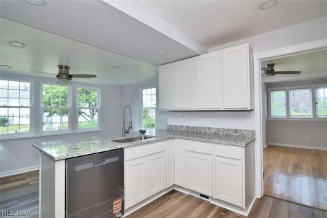3380 Milverton Road Shaker Heights OH 44120