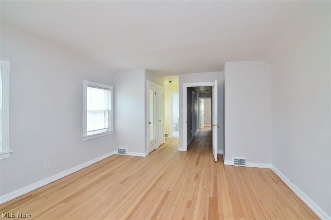 3380 Milverton Road Shaker Heights OH 44120