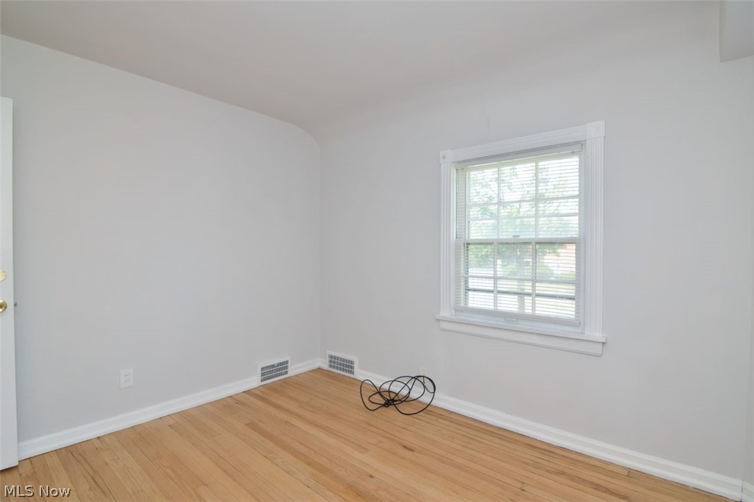 3380 Milverton Road Shaker Heights OH 44120