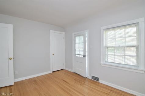 3380 Milverton Road Shaker Heights OH 44120