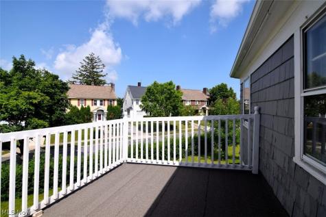 3380 Milverton Road Shaker Heights OH 44120