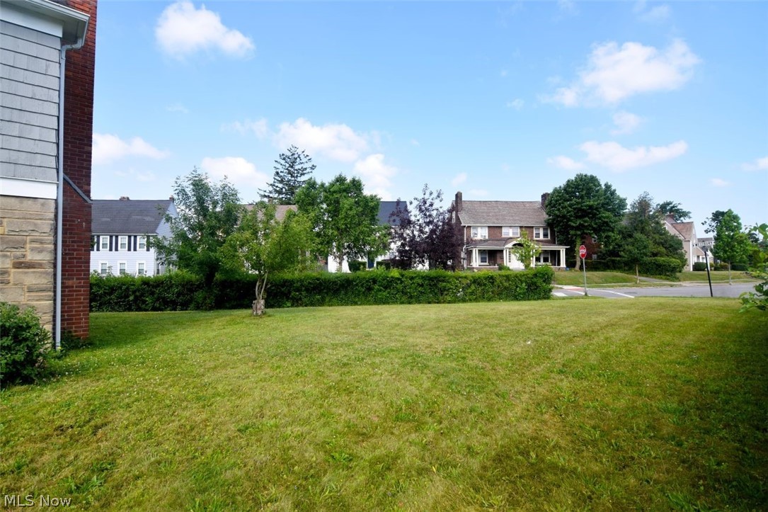 3380 Milverton Road Shaker Heights OH 44120