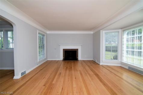3380 Milverton Road Shaker Heights OH 44120
