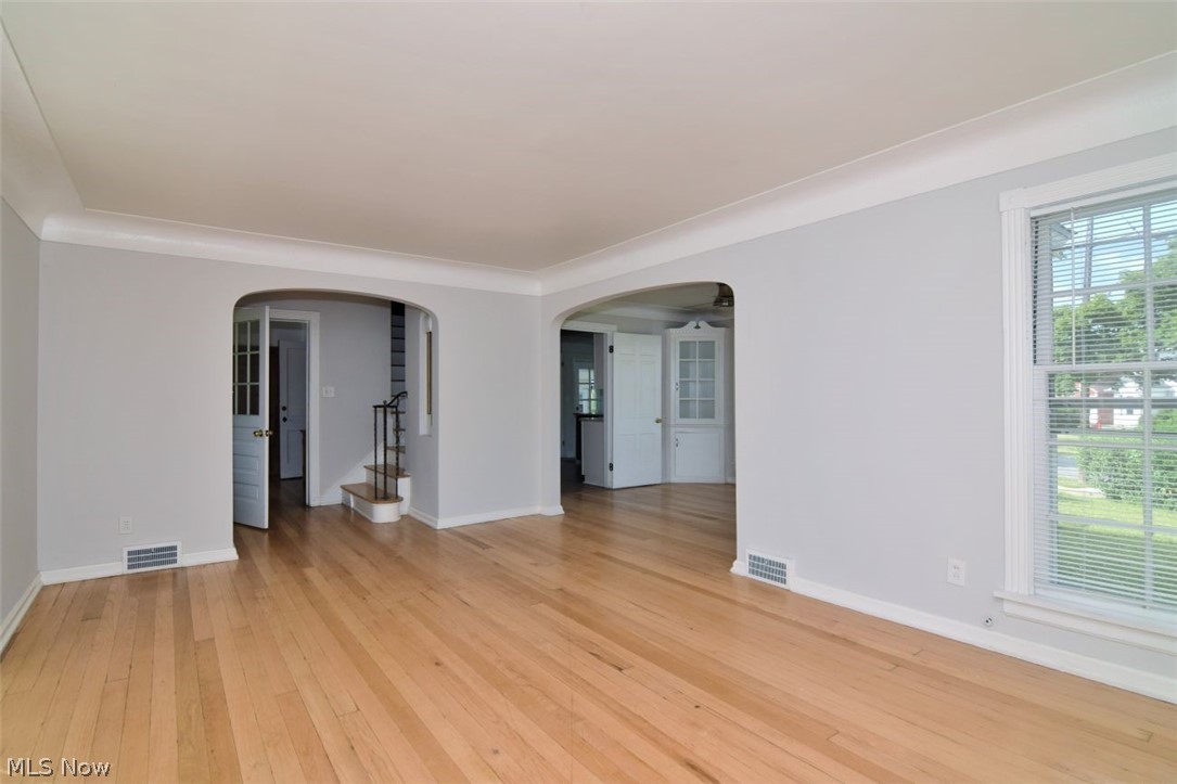 3380 Milverton Road Shaker Heights OH 44120
