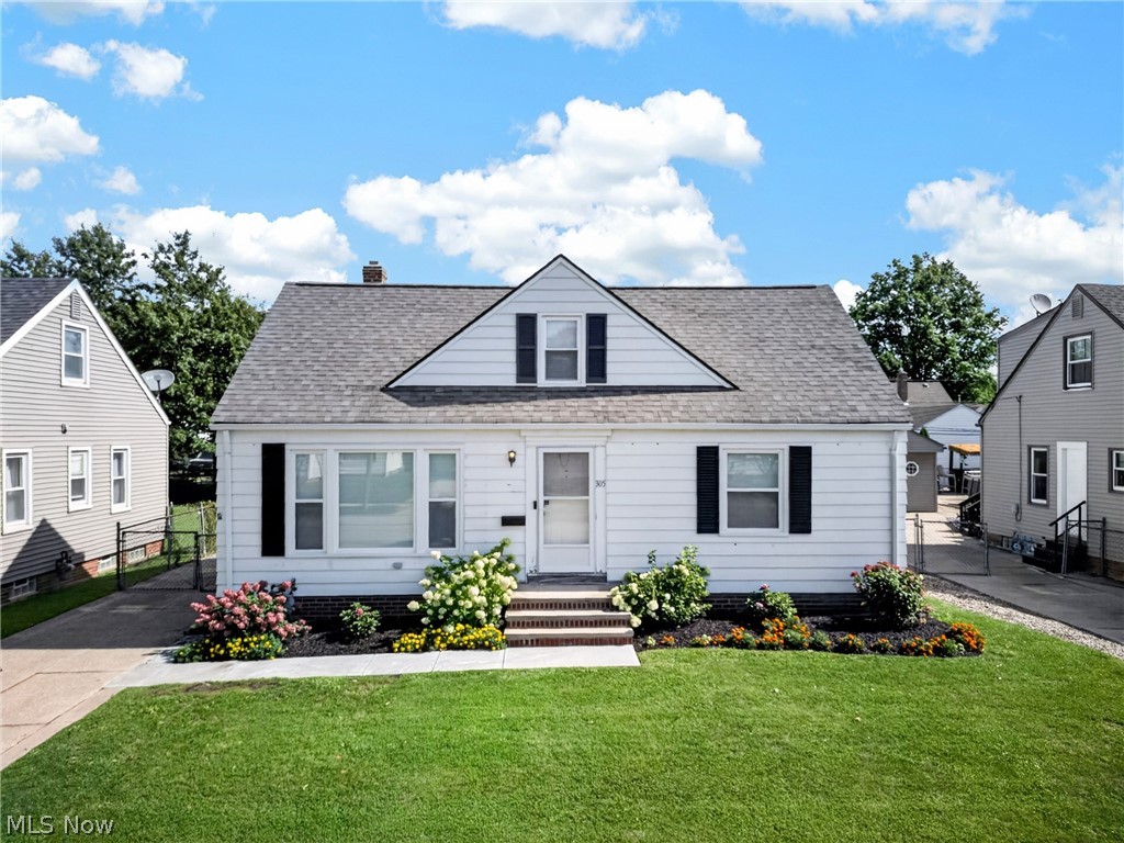 305 E 329th Street Willowick OH 44095