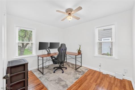 305 E 329th Street Willowick OH 44095