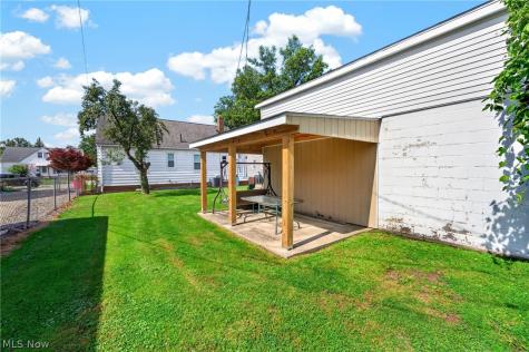 305 E 329th Street Willowick OH 44095