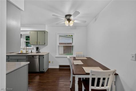 305 E 329th Street Willowick OH 44095