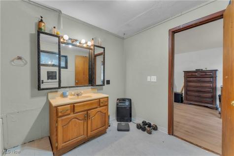 396 Park Road Painesville OH 44077