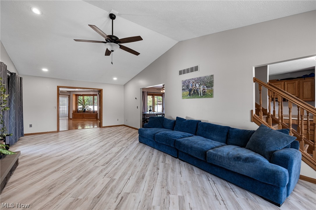 509 William Lagrange OH 44050