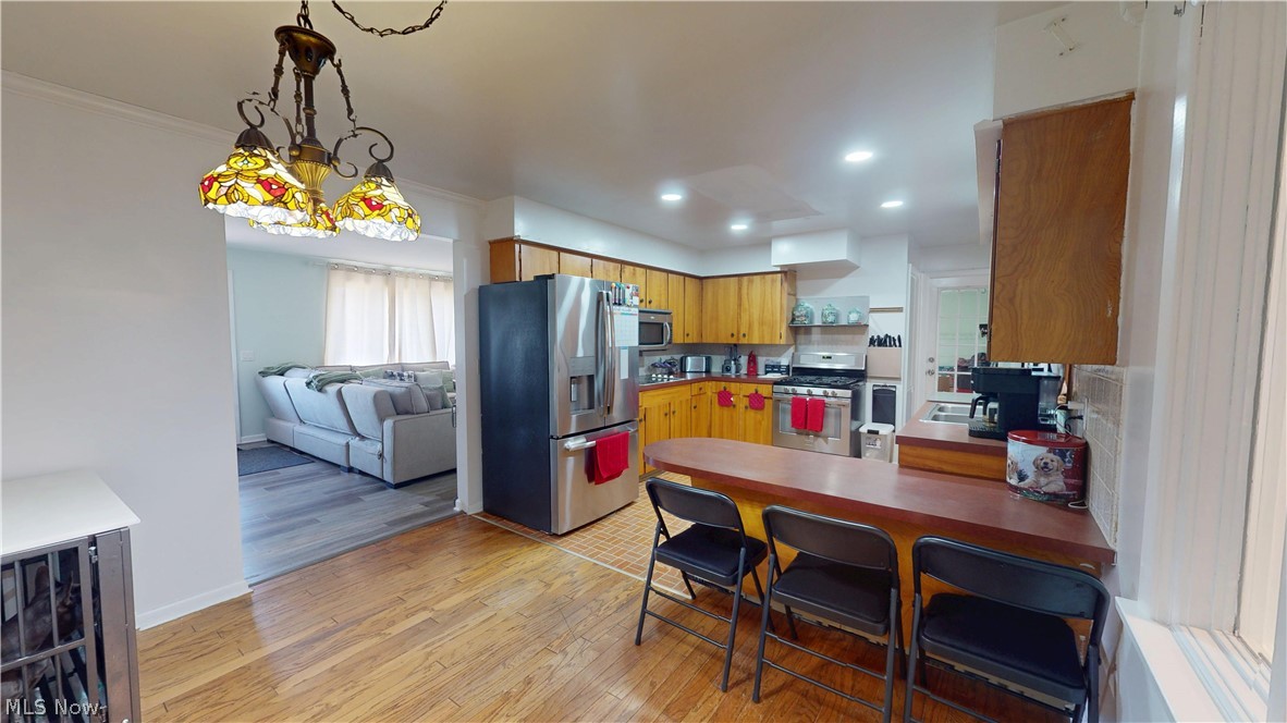 5143 Calla Avenue NW Champion OH 44483