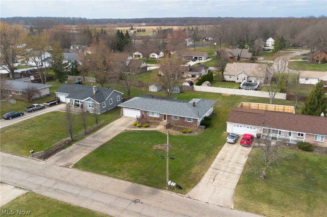 5143 Calla Avenue NW Champion OH 44483