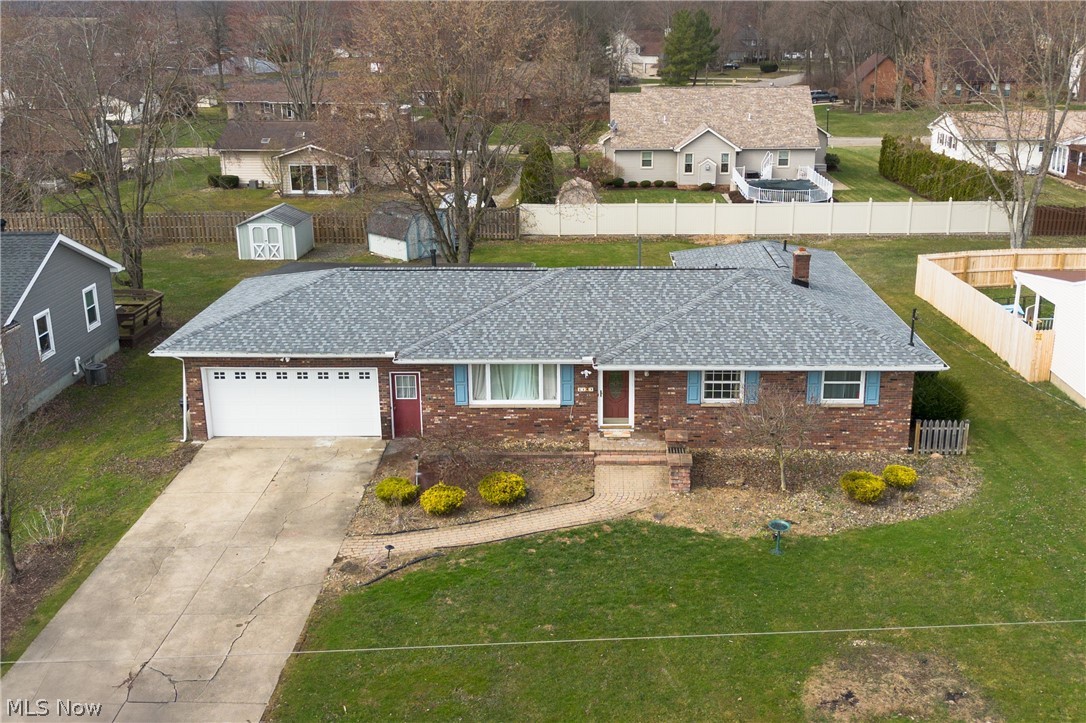 5143 Calla Avenue NW Champion OH 44483
