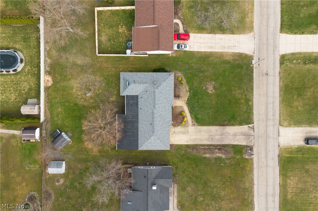 5143 Calla Avenue NW Champion OH 44483
