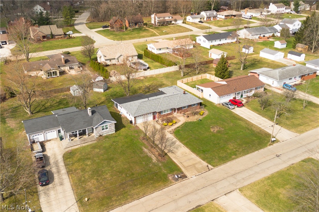5143 Calla Avenue NW Champion OH 44483