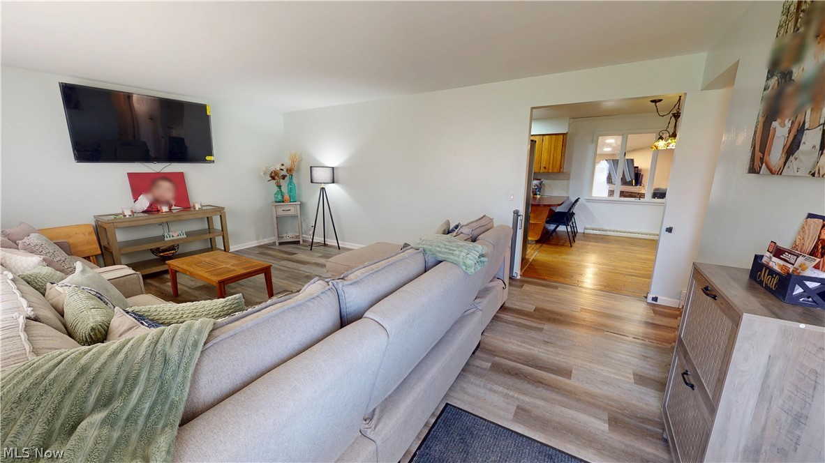 5143 Calla Avenue NW Champion OH 44483