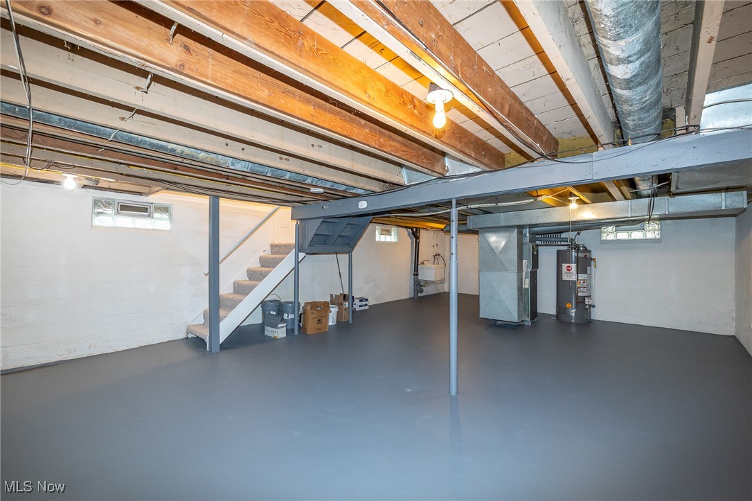 2278 26th Street SW Akron OH 44314