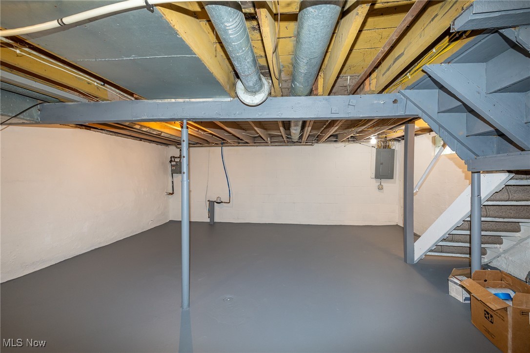 2278 26th Street SW Akron OH 44314