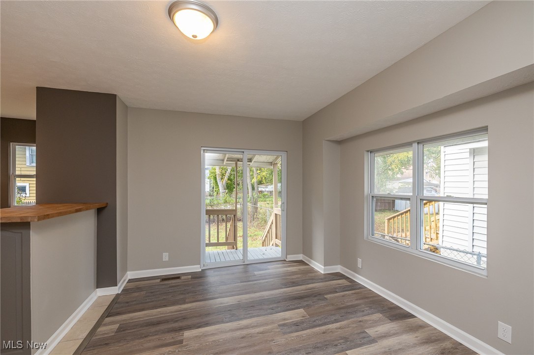 2278 26th Street SW Akron OH 44314