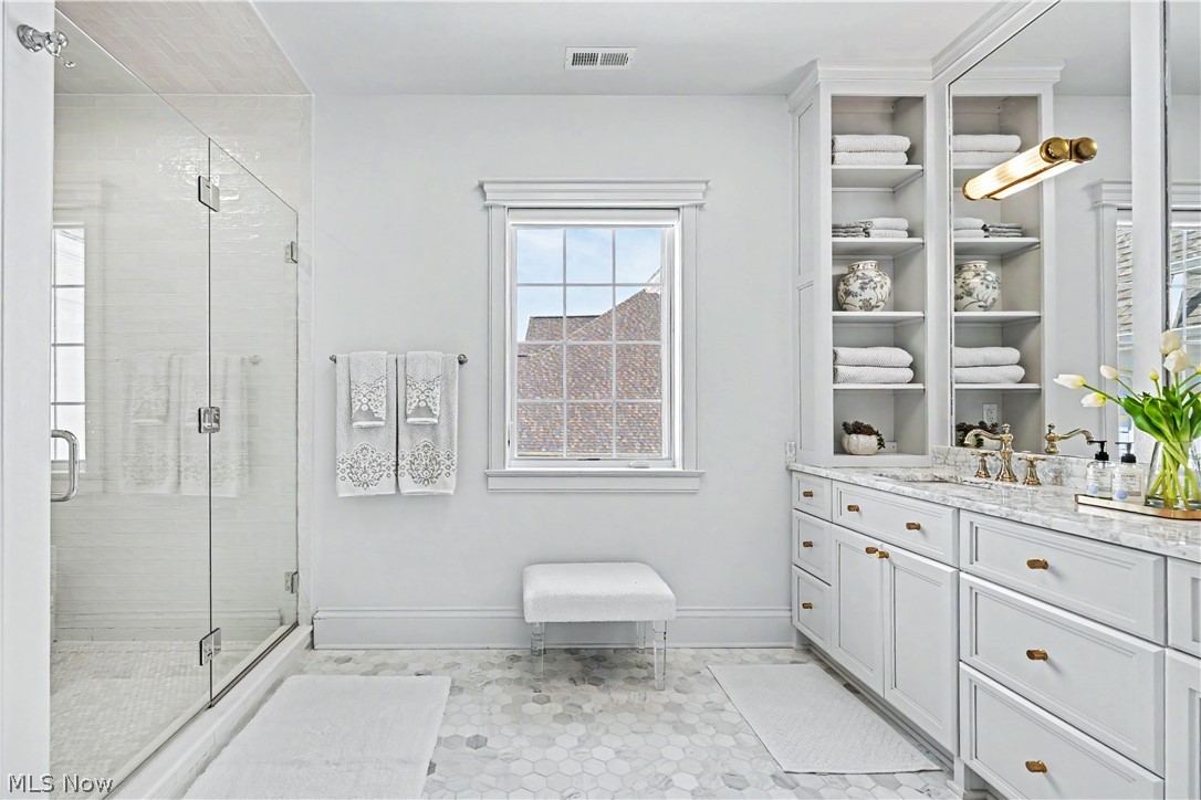 33683 Via San Angelo Drive Avon OH 44011