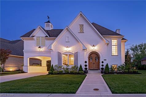 33683 Via San Angelo Drive Avon OH 44011