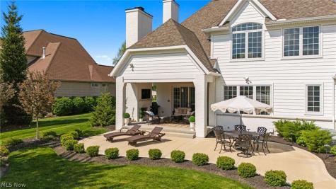 33683 Via San Angelo Drive Avon OH 44011