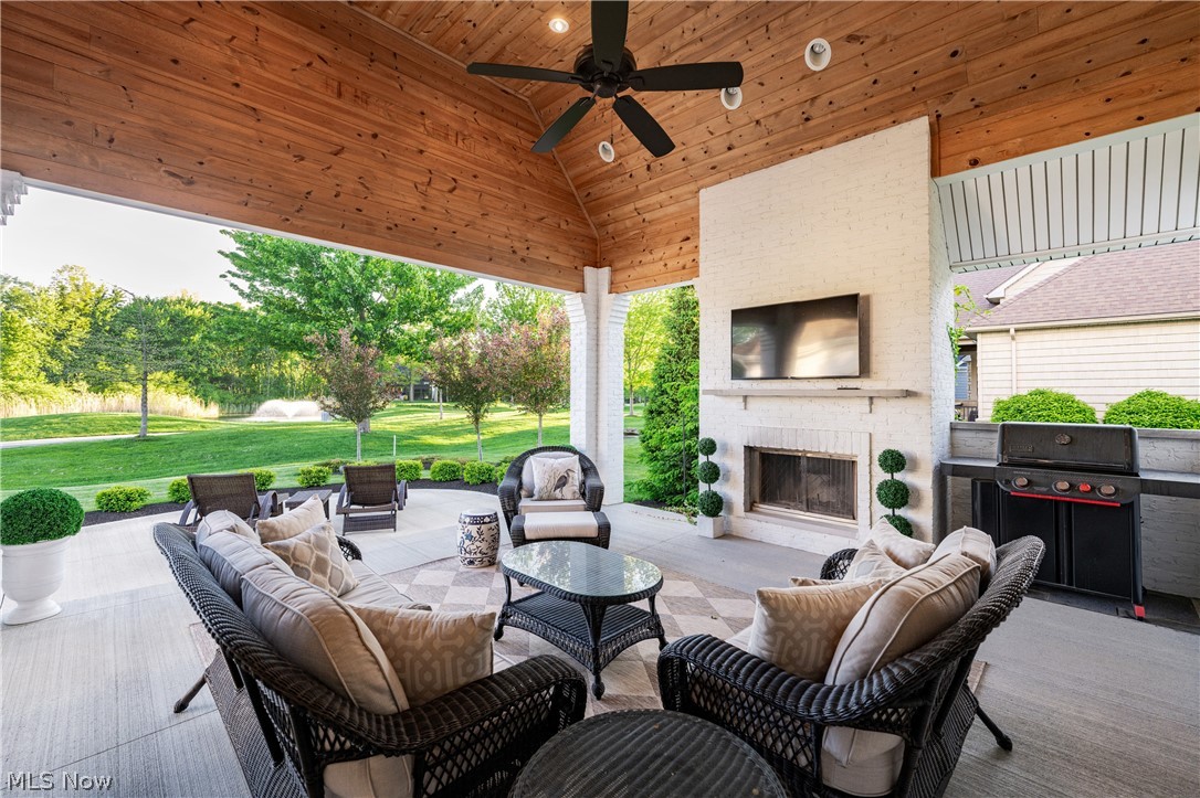 33683 Via San Angelo Drive Avon OH 44011
