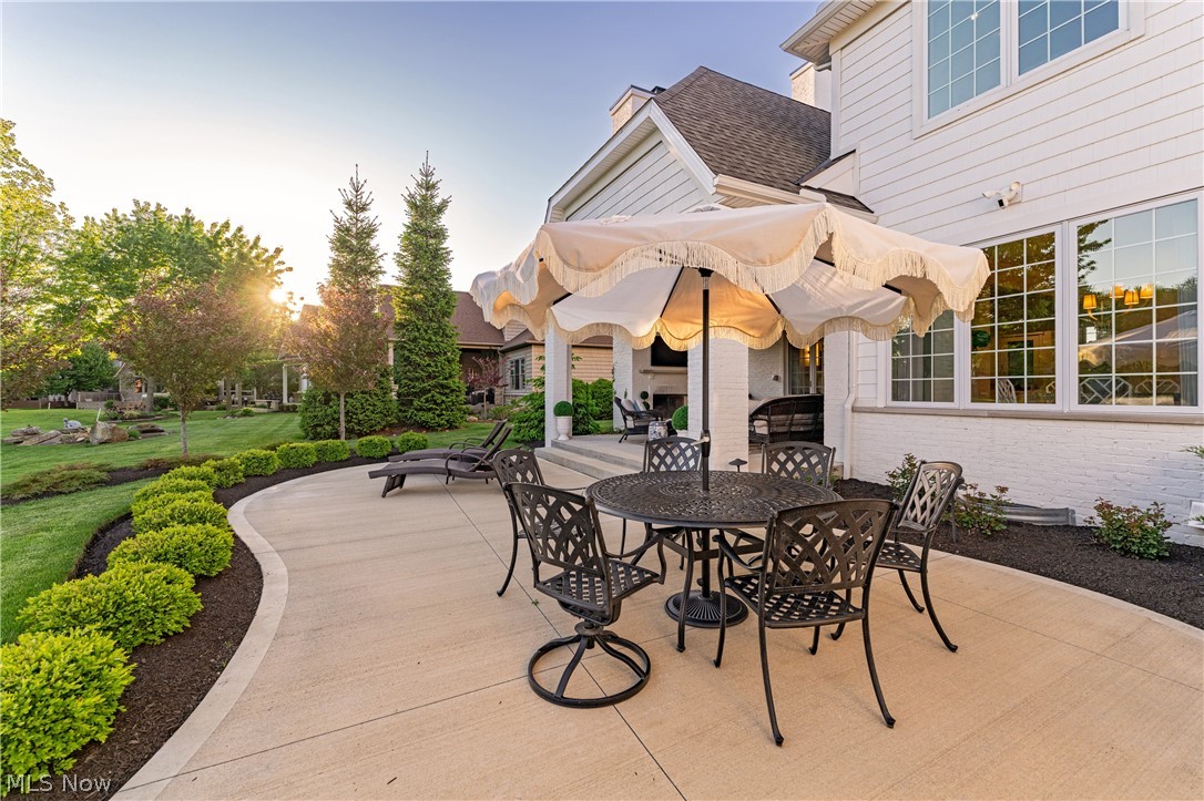 33683 Via San Angelo Drive Avon OH 44011