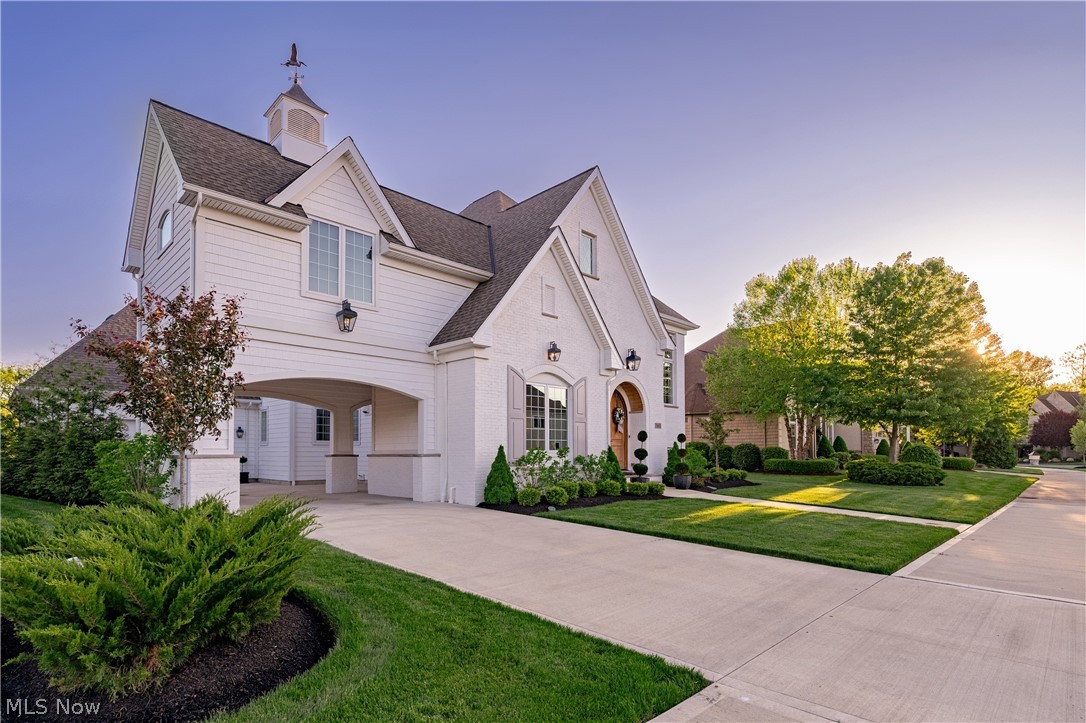 33683 Via San Angelo Drive Avon OH 44011