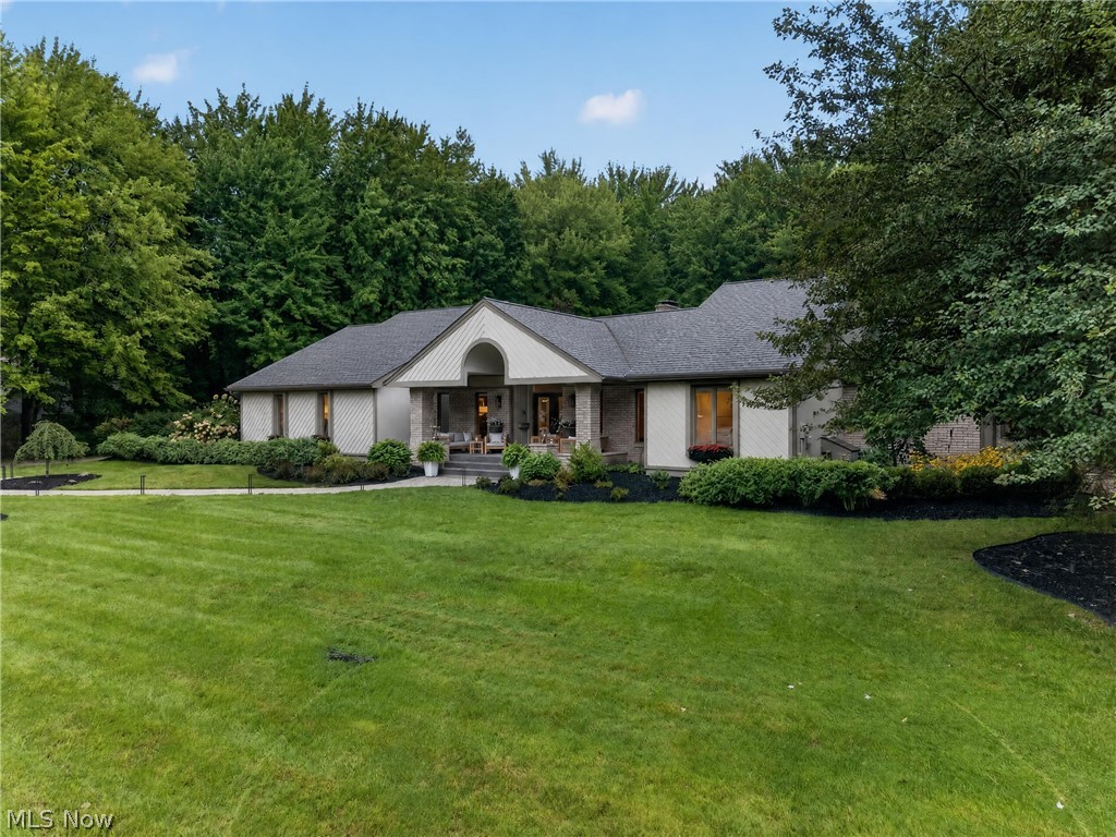 180 Huntington Trail Cortland OH 44410
