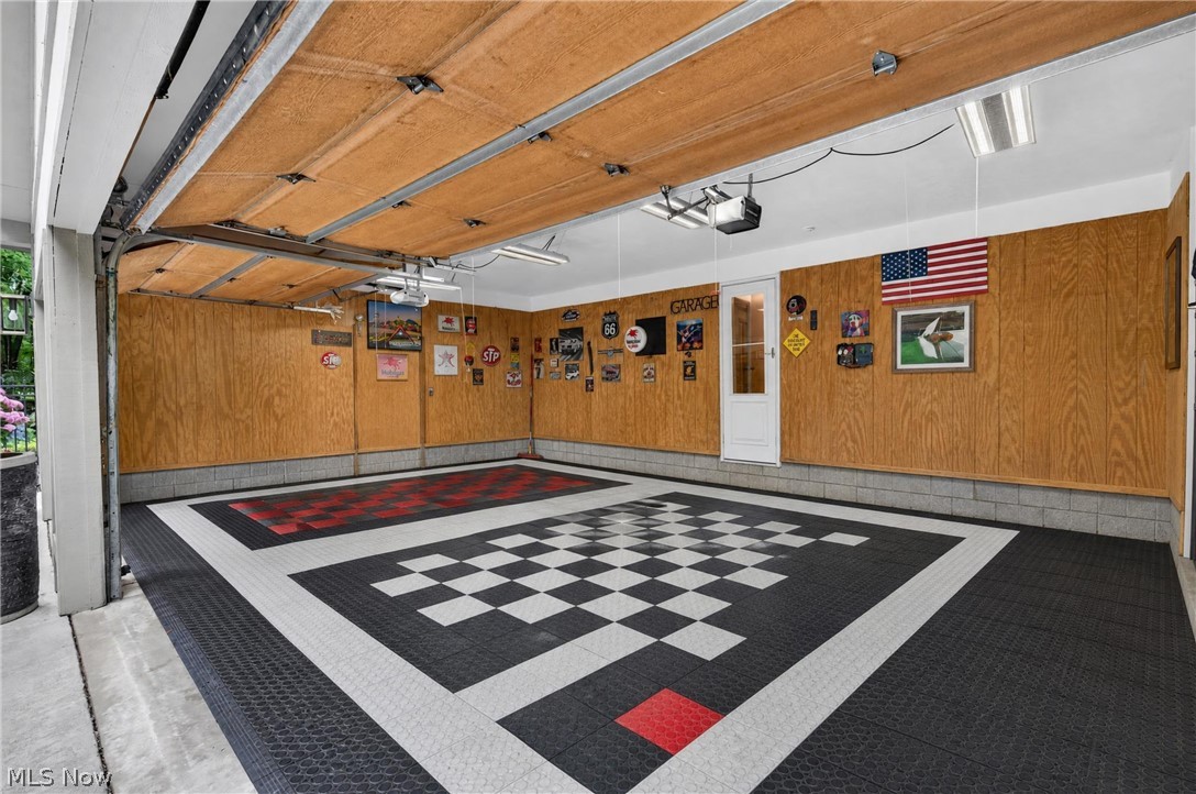 180 Huntington Trail Cortland OH 44410