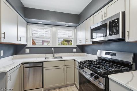 2209 Lamberton Road Cleveland Heights OH 44118