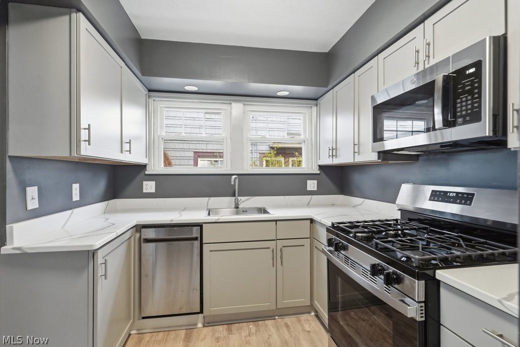 2209 Lamberton Road Cleveland Heights OH 44118