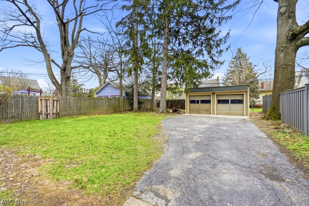 2209 Lamberton Road Cleveland Heights OH 44118