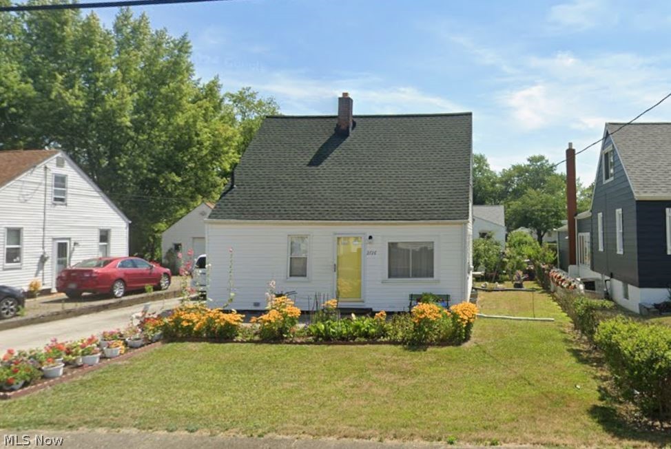 2726 Gilbert Avenue NE Canton OH 44705
