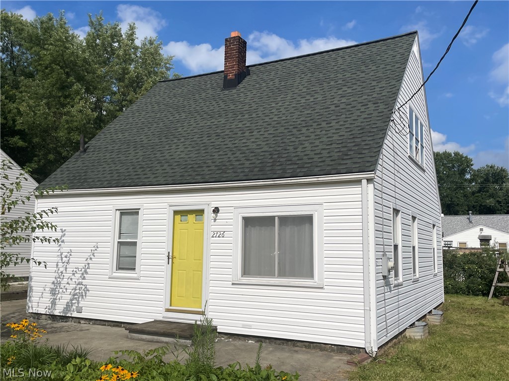 2726 Gilbert Avenue NE Canton OH 44705