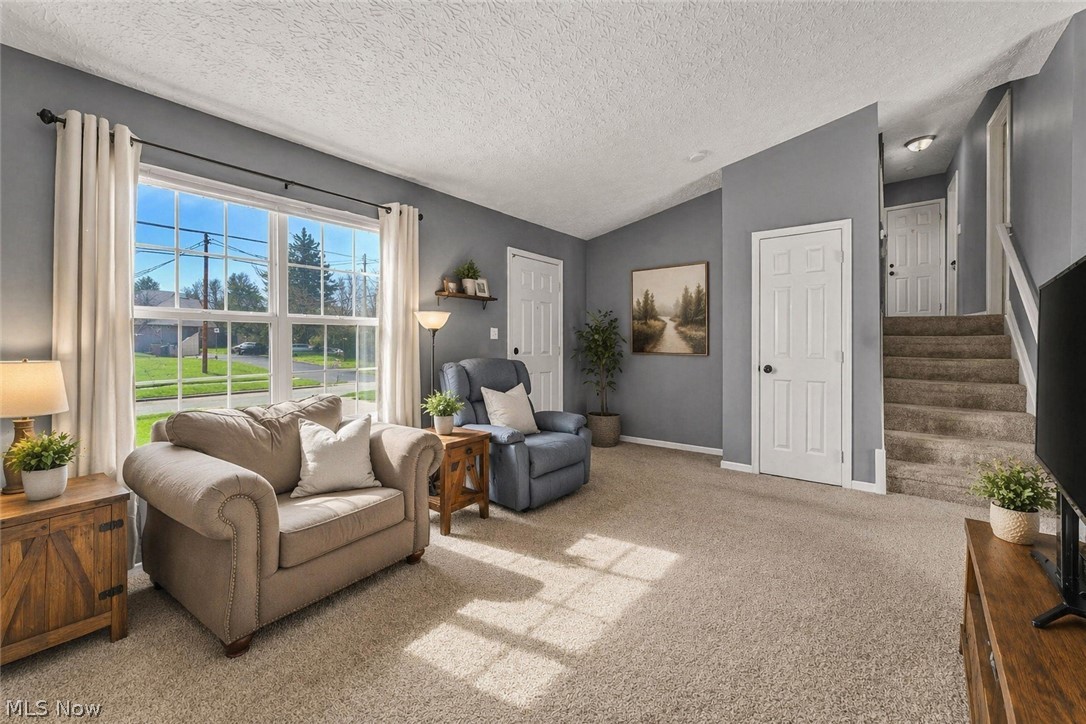 685 W Lake Street Ravenna OH 44266
