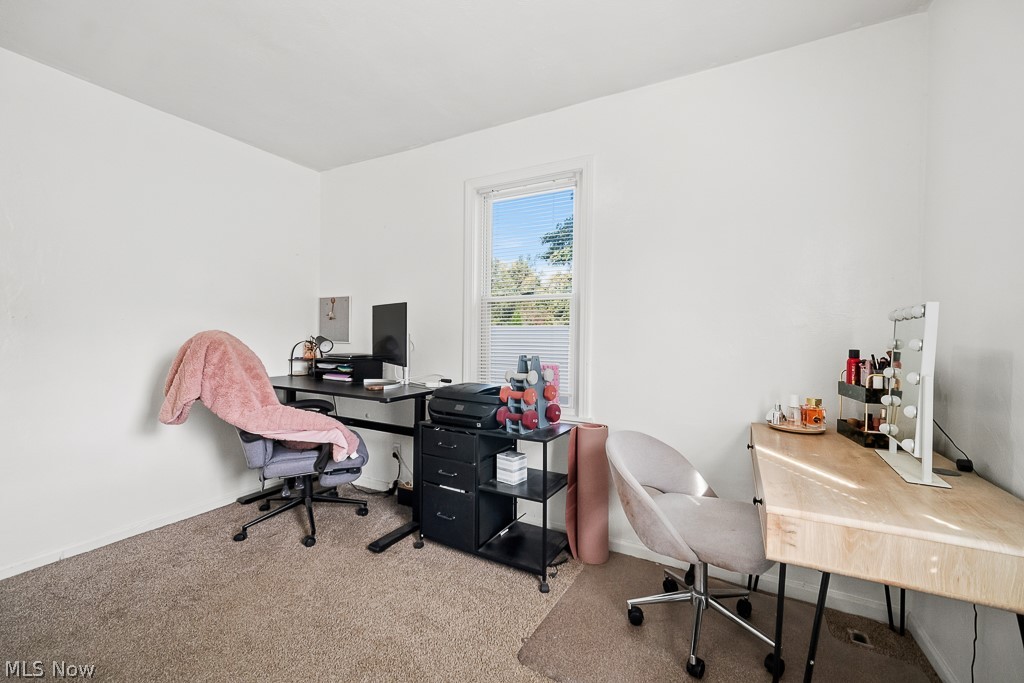 2719 Mohican Boulevard Lakemore OH 44312