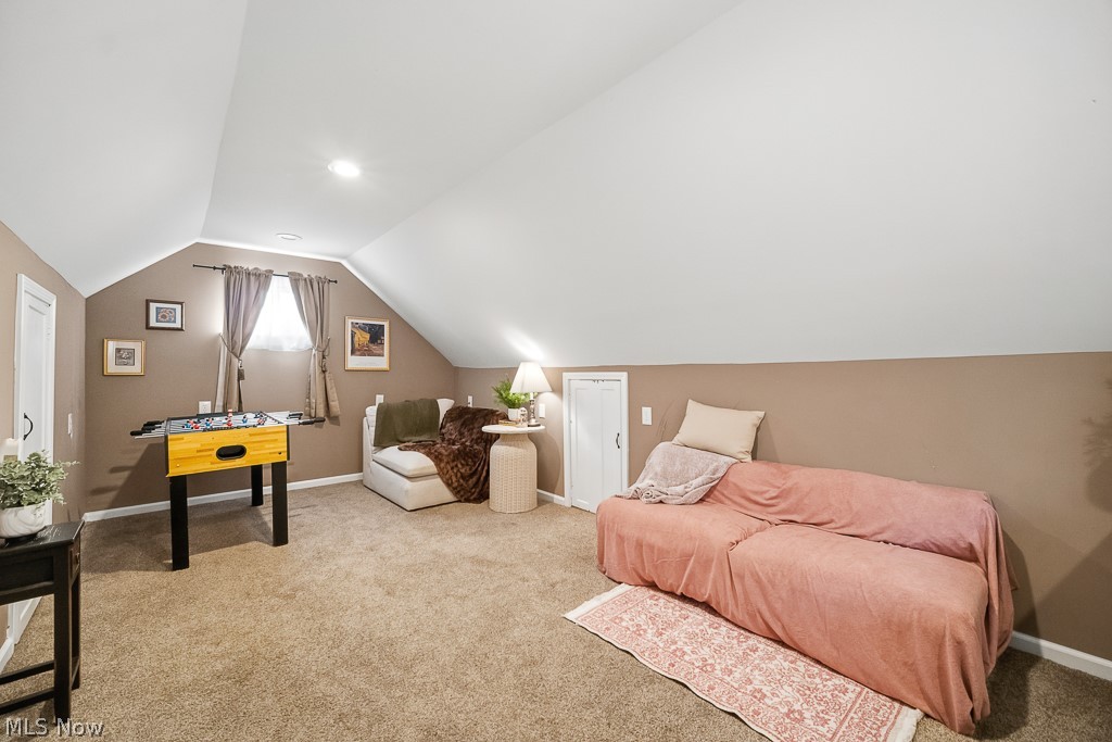 2719 Mohican Boulevard Lakemore OH 44312