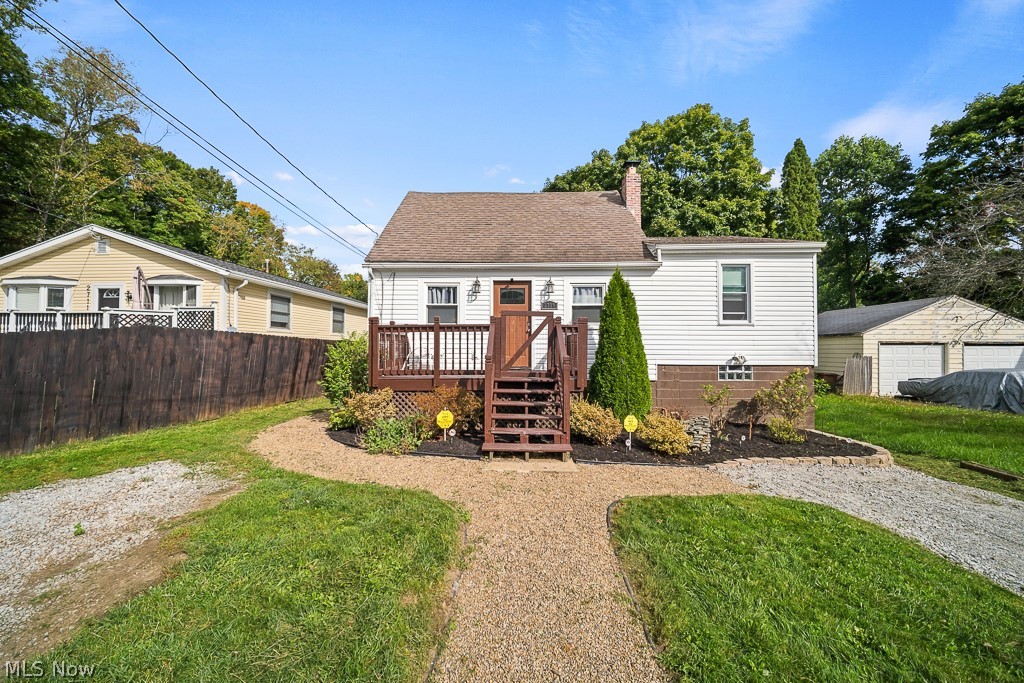 2719 Mohican Boulevard Lakemore OH 44312