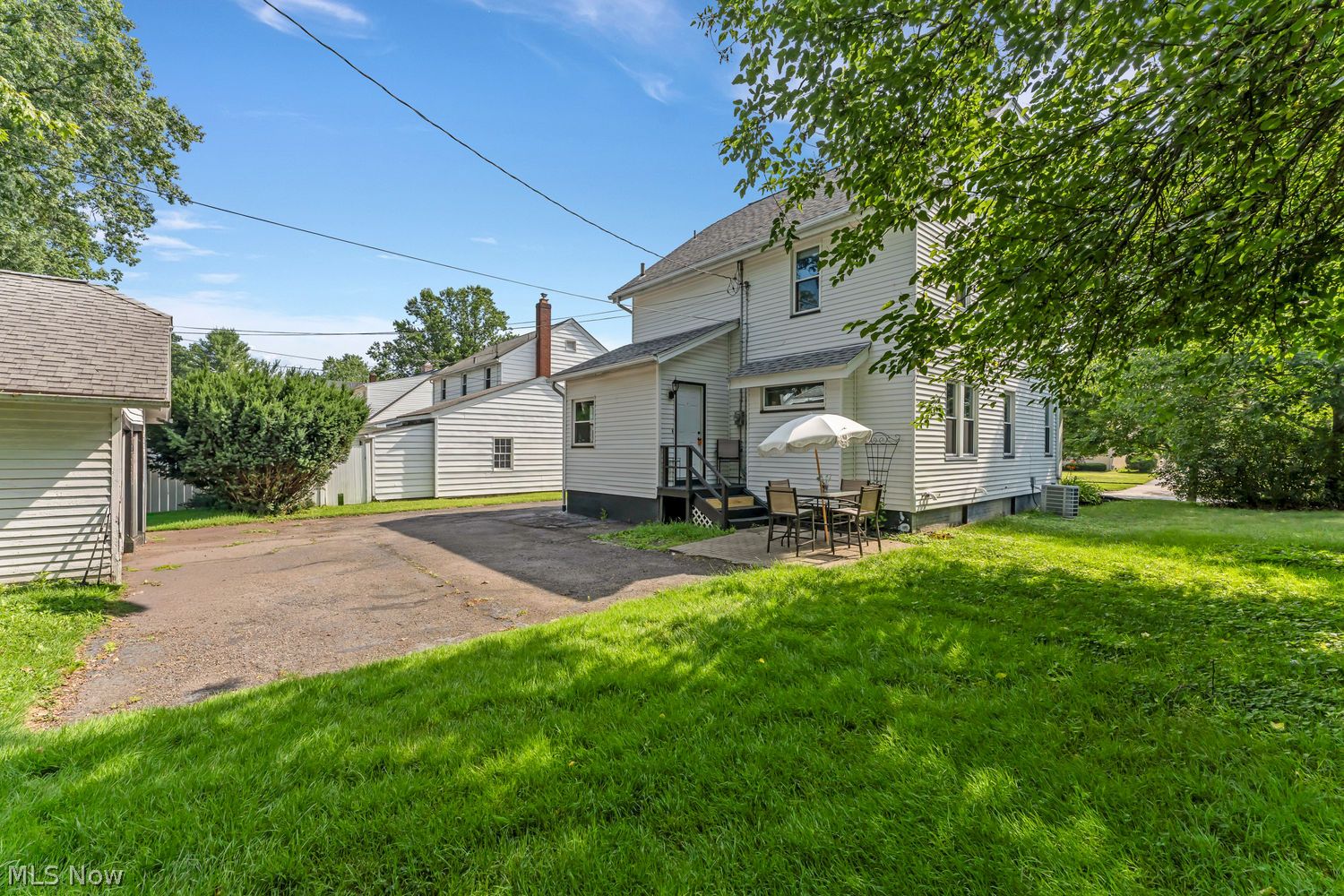 199 Genesee Avenue NE Warren OH 44483