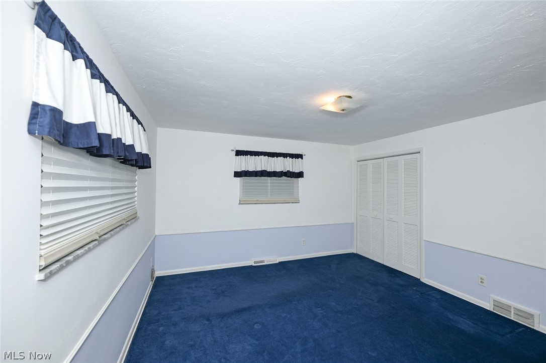 5014 Douglas Drive North Olmsted OH 44070