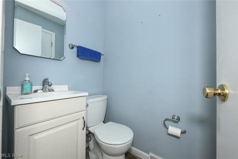 5014 Douglas Drive North Olmsted OH 44070