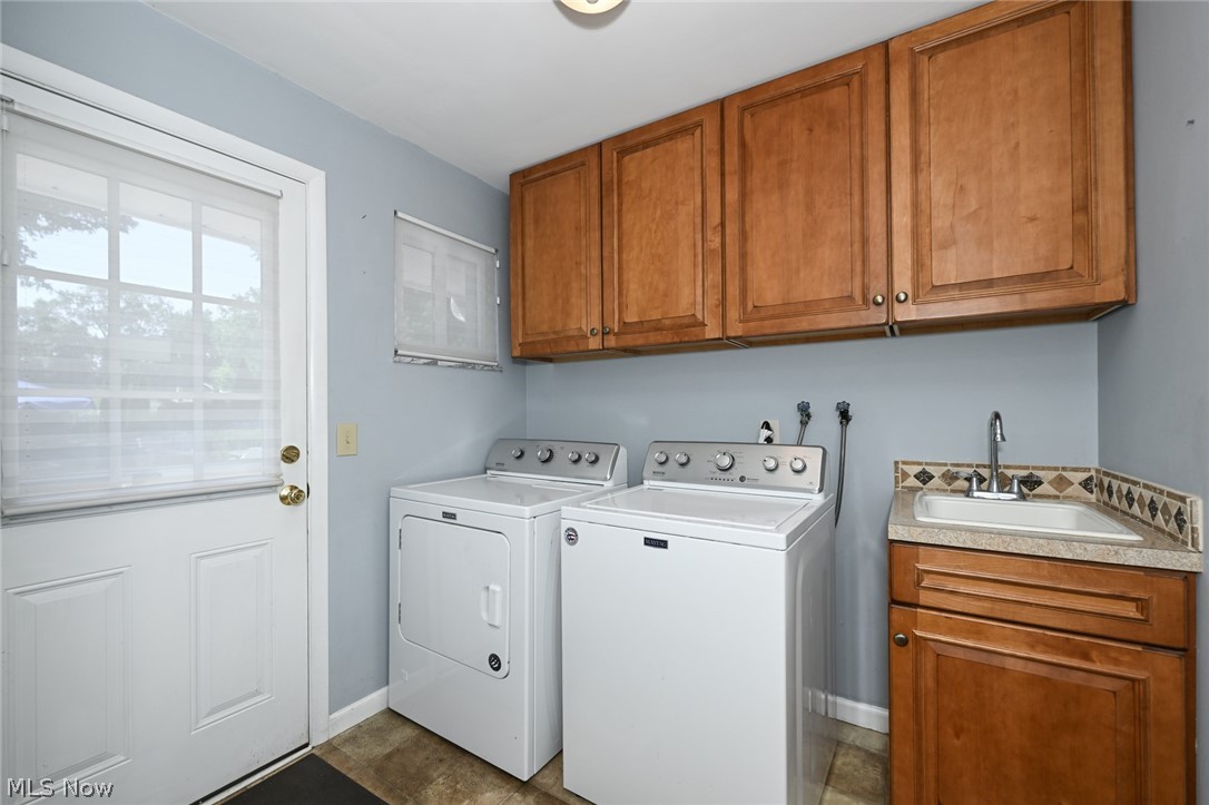 5014 Douglas Drive North Olmsted OH 44070