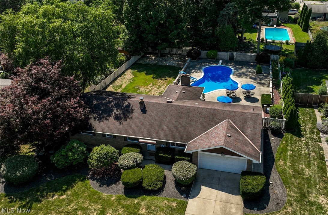 5014 Douglas Drive North Olmsted OH 44070