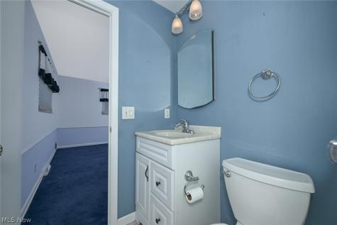 5014 Douglas Drive North Olmsted OH 44070