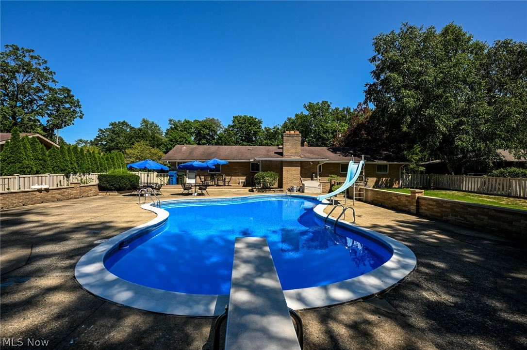 5014 Douglas Drive North Olmsted OH 44070
