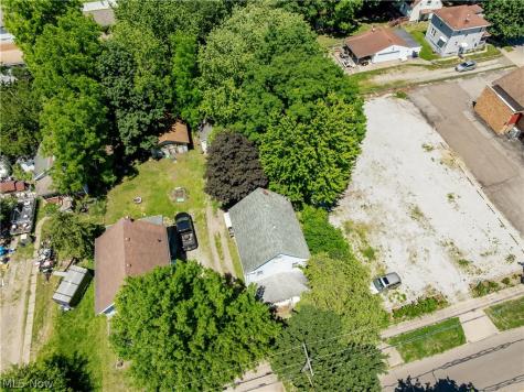 1223 W Wilbeth Road Akron OH 44314