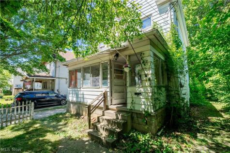 1223 W Wilbeth Road Akron OH 44314
